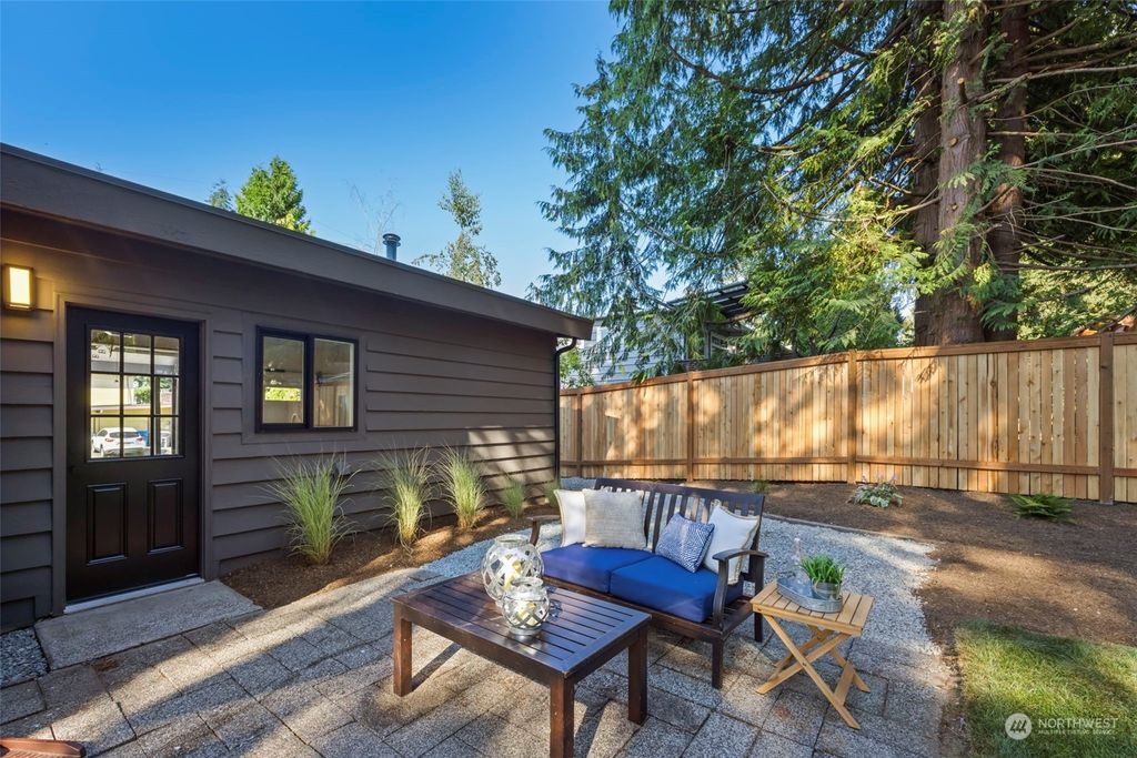 listing image 9363222751338641950