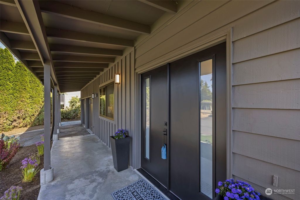 listing image 9366082536407492078