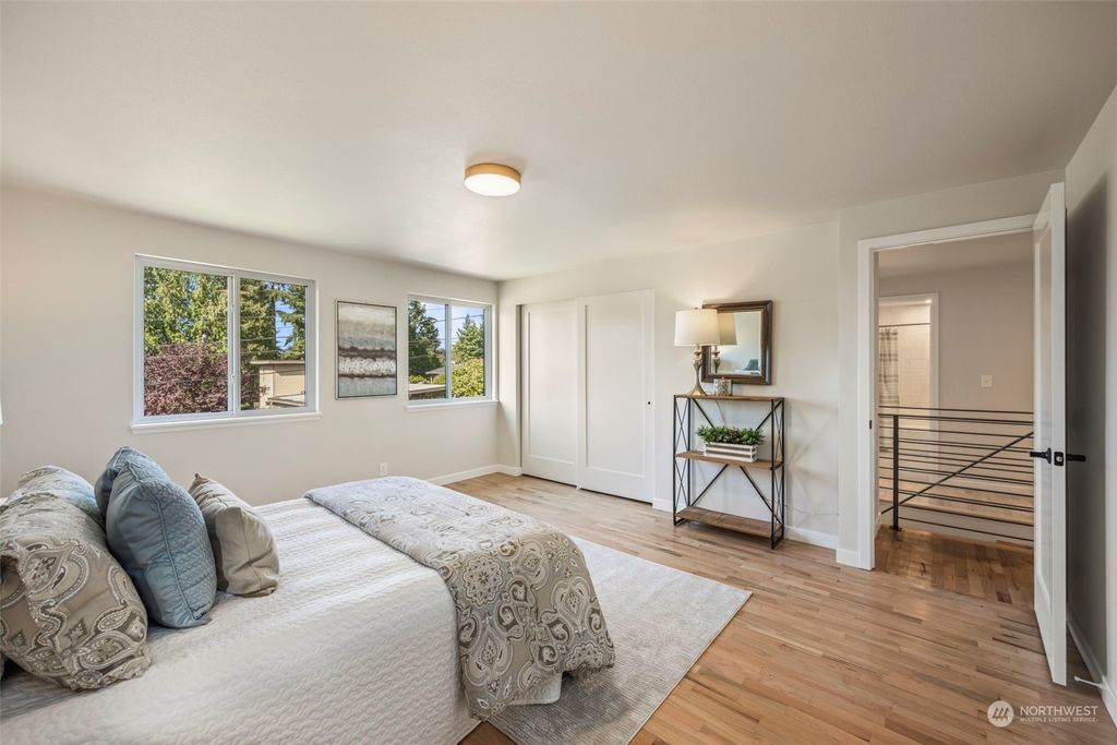 listing image 9365667550832688417