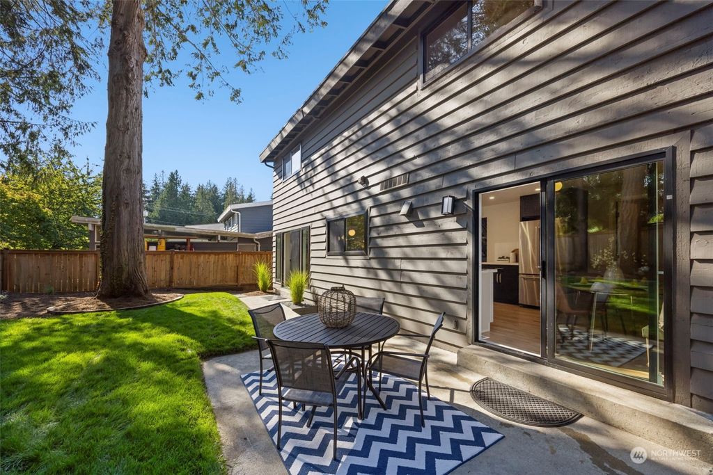 listing image 9360601444035245975