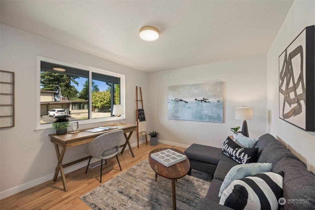 listing image 9361976670467019642