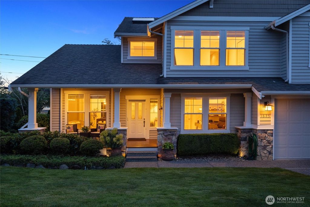 Photo of 1625 Highland Terrace Court, Mukilteo, WA 98275 (MLS # 2374087)