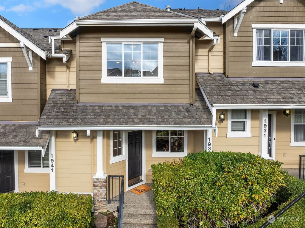 Photo of 1939 NE Killian Lane #12-B, Issaquah, WA 98029 (MLS # 2198107)
