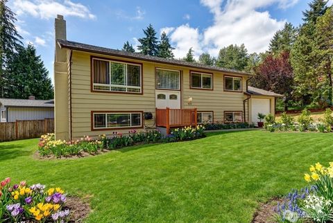 Photo of 430 128 Avenue SE, Bellevue, WA 98005 (MLS # 2507700)
