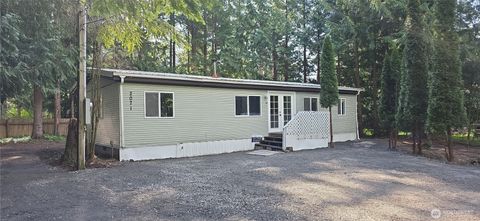Photo of 2071 Clear Valley Drive, Maple Falls, WA 98266 (MLS # 2504689)