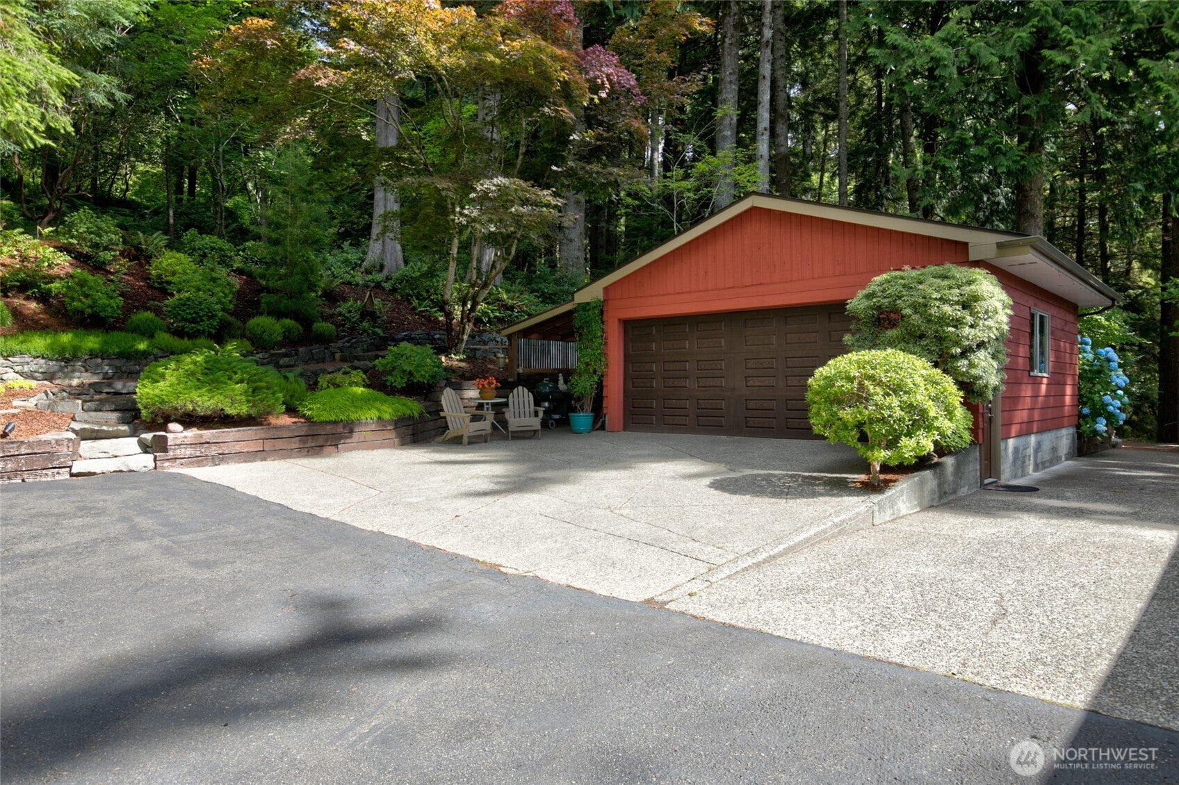 914 N 6th Street