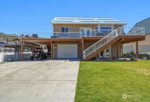 Photo of 180 E Marine View Place, Orondo, WA 98843 (MLS # 2542291)
