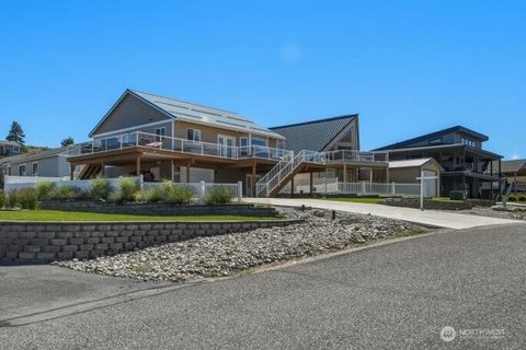 Photo of 180 E Marine View Place, Orondo, WA 98843 (MLS # 2542291)