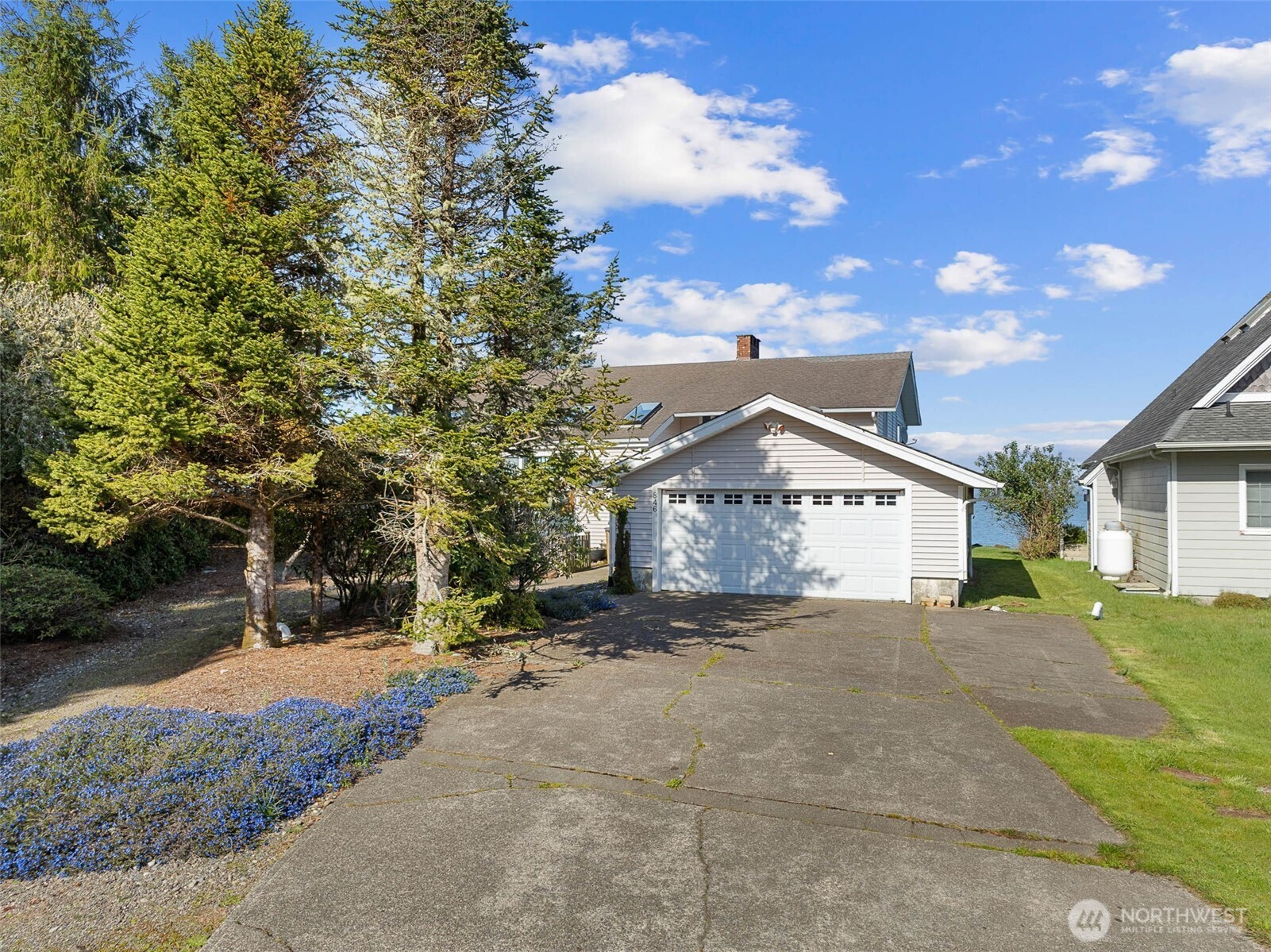 846 Bay View Court SE