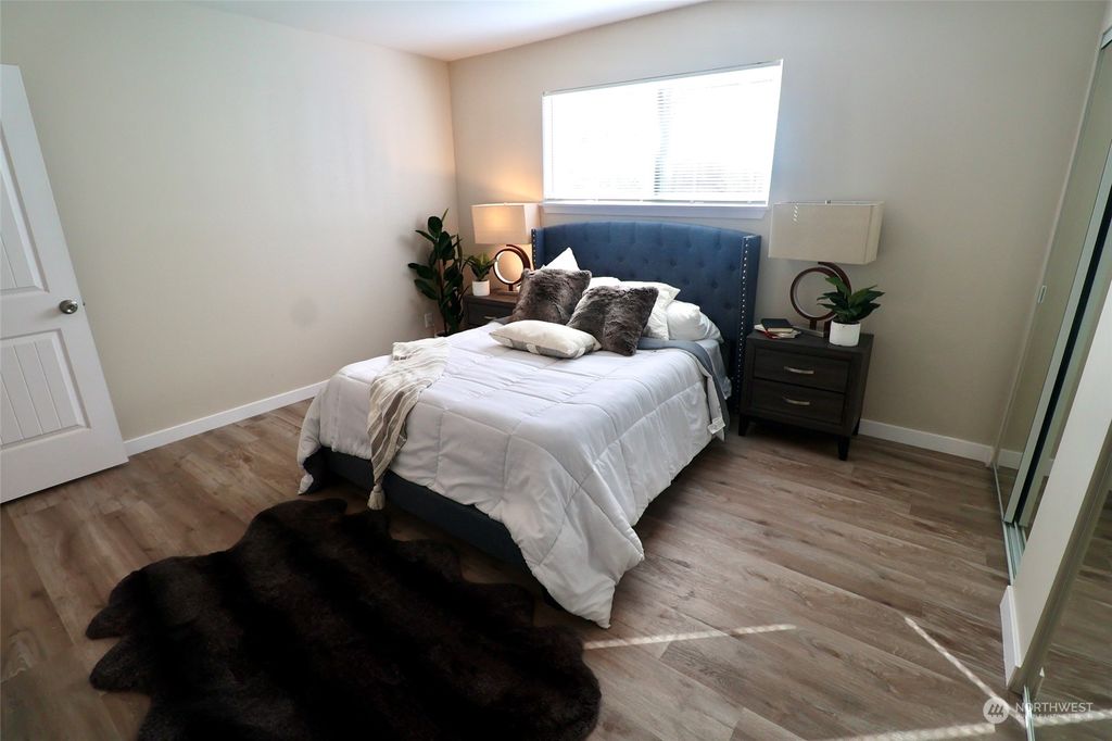 listing image 9362008286134893975