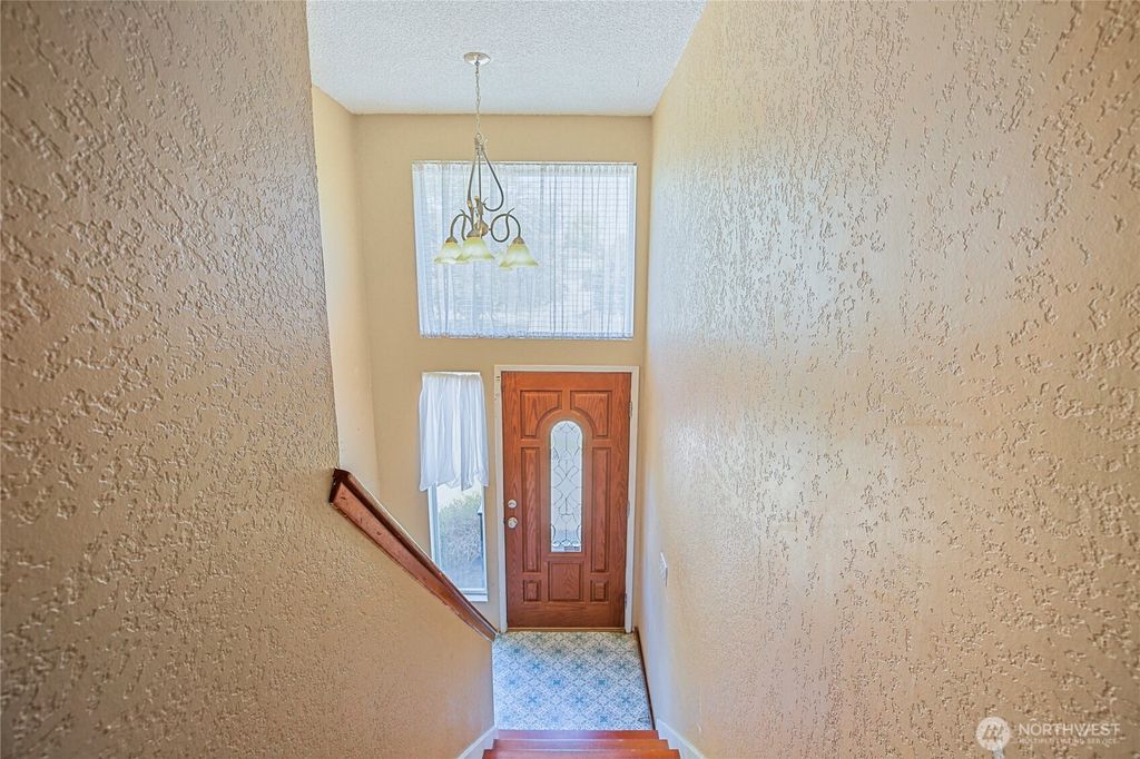 Photo of 5428 172nd Street SW, Lynnwood, WA 98037 (MLS # 2404407)