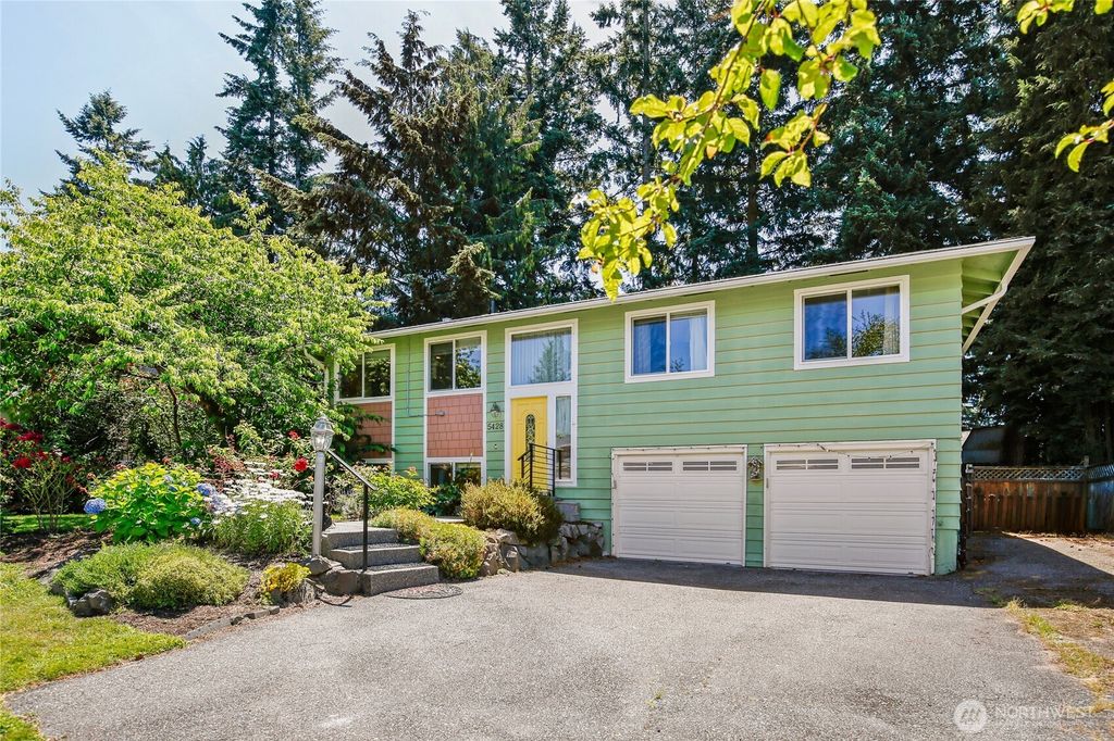 Photo of 5428 172nd Street SW, Lynnwood, WA 98037 (MLS # 2404407)