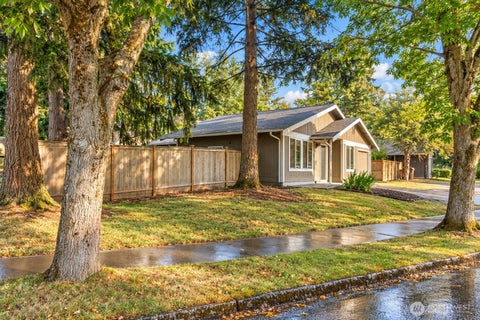 Photo of 3905 N Highland Street, Tacoma, WA 98407 (MLS # 2563802)