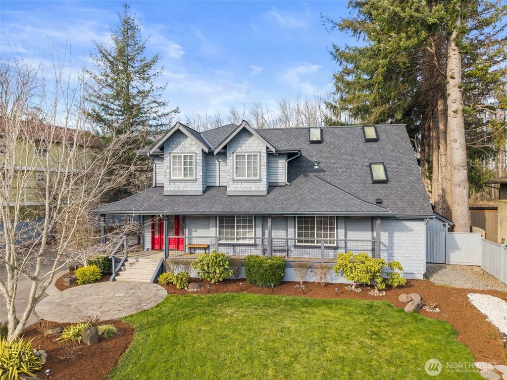 Photo of 39170 SE Park Street, Snoqualmie, WA 98065 (MLS # 2475565)
