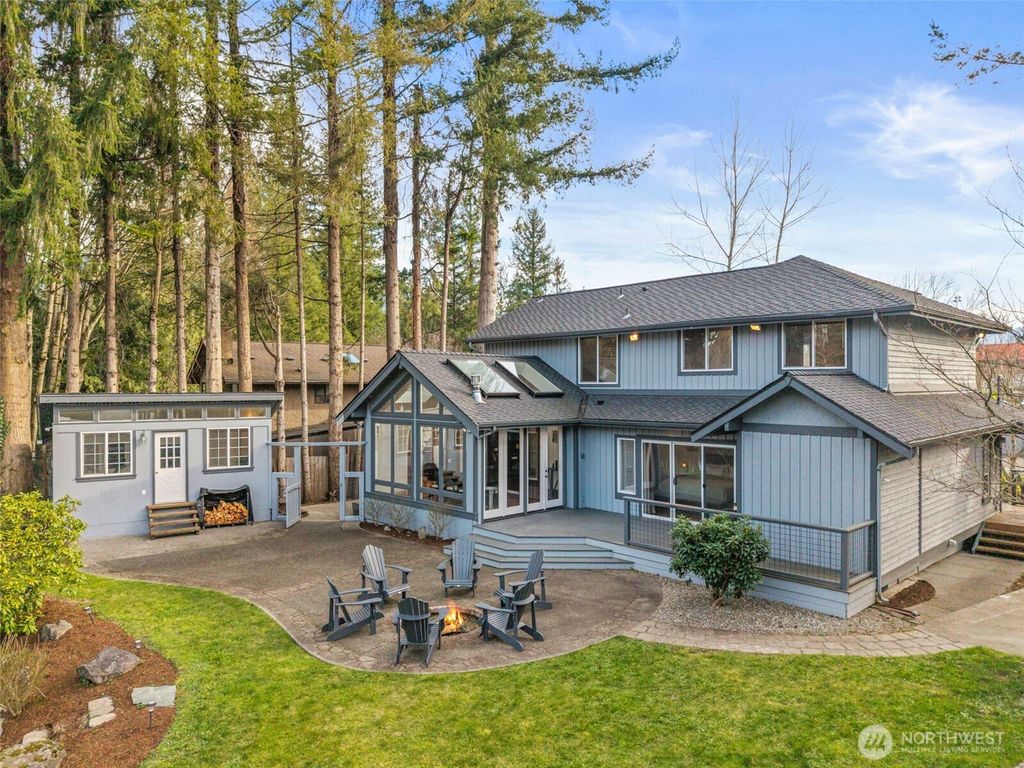 Photo of 39170 SE Park Street, Snoqualmie, WA 98065 (MLS # 2475565)