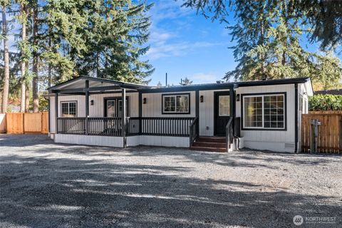 Photo of 21117 129th Avenue E, Graham, WA 98338 (MLS # 2451954)