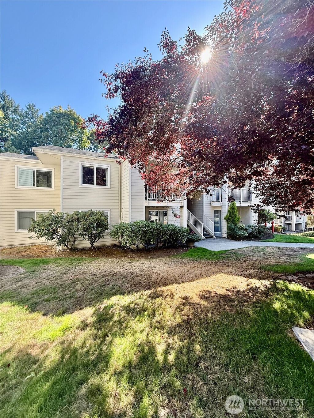 Photo of 975 Aberdeen Avenue NE #E403, Renton, WA 98056 (MLS # 2420261)