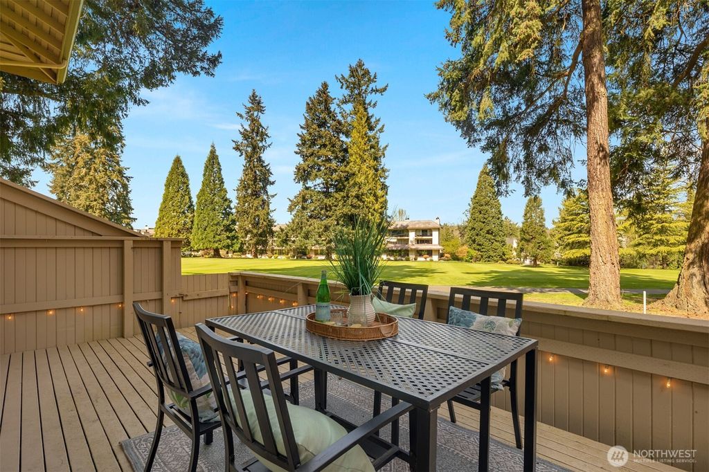 Photo of 6502 NE 171st Place, Kenmore, WA 98028 (MLS # 2360778)