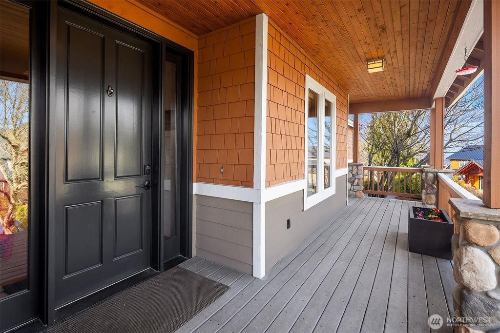 Photo of 6225 Fairway Place SE, Snoqualmie, WA 98065 (MLS # 2336178)