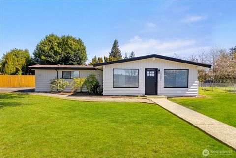 29004 18th Avenue S Federal Way WA 98003