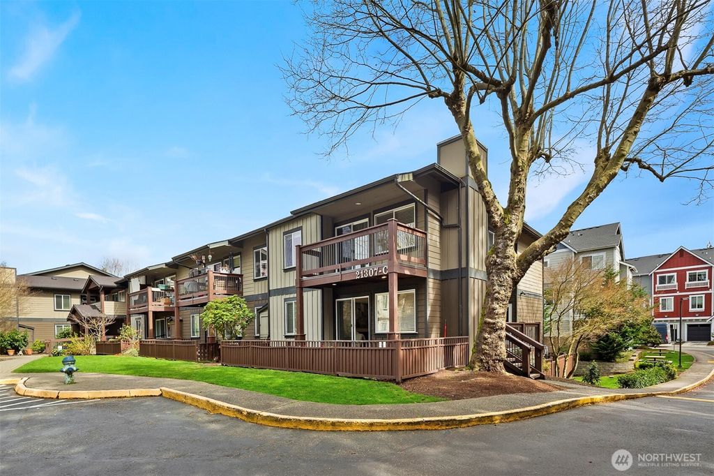 Photo of 21307 48th Avenue W #C213, Mountlake Terrace, WA 98043 (MLS # 2496465)