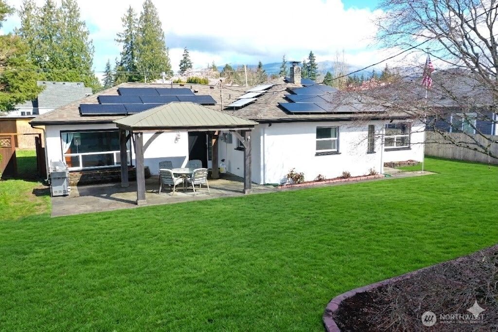 Photo of 1030 Warner Street, Sedro Woolley, WA 98284 (MLS # 2495872)