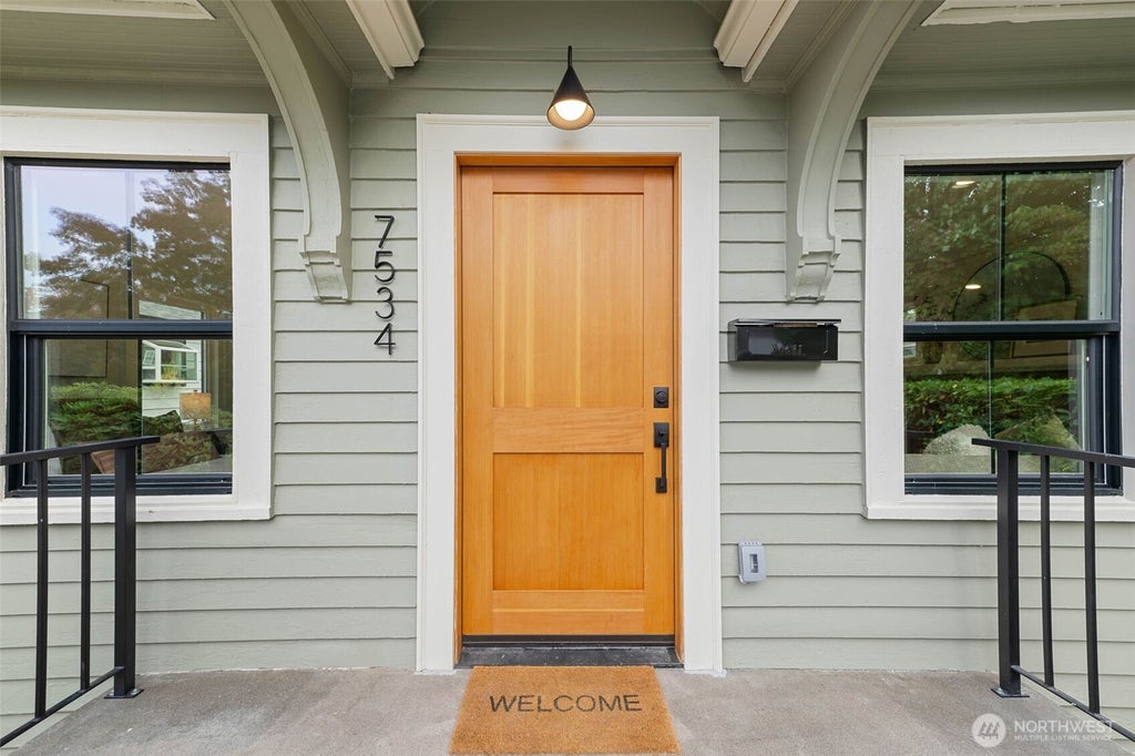 Photo of 7534 Jones Avenue NW, Seattle, WA 98117 (MLS # 2581583)