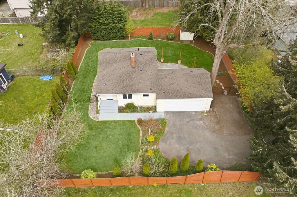 Photo of 13323 20th Avenue NE, Seattle, WA 98125 (MLS # 2522826)