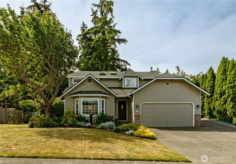 Photo of 1571 SW 2nd Court, Oak Harbor, WA 98277 (MLS # 2549109)