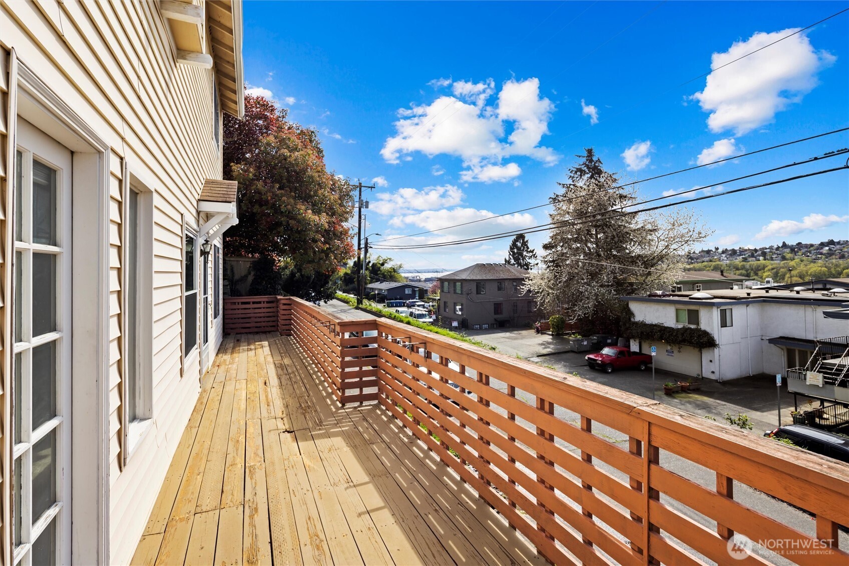 2632 14th Avenue W