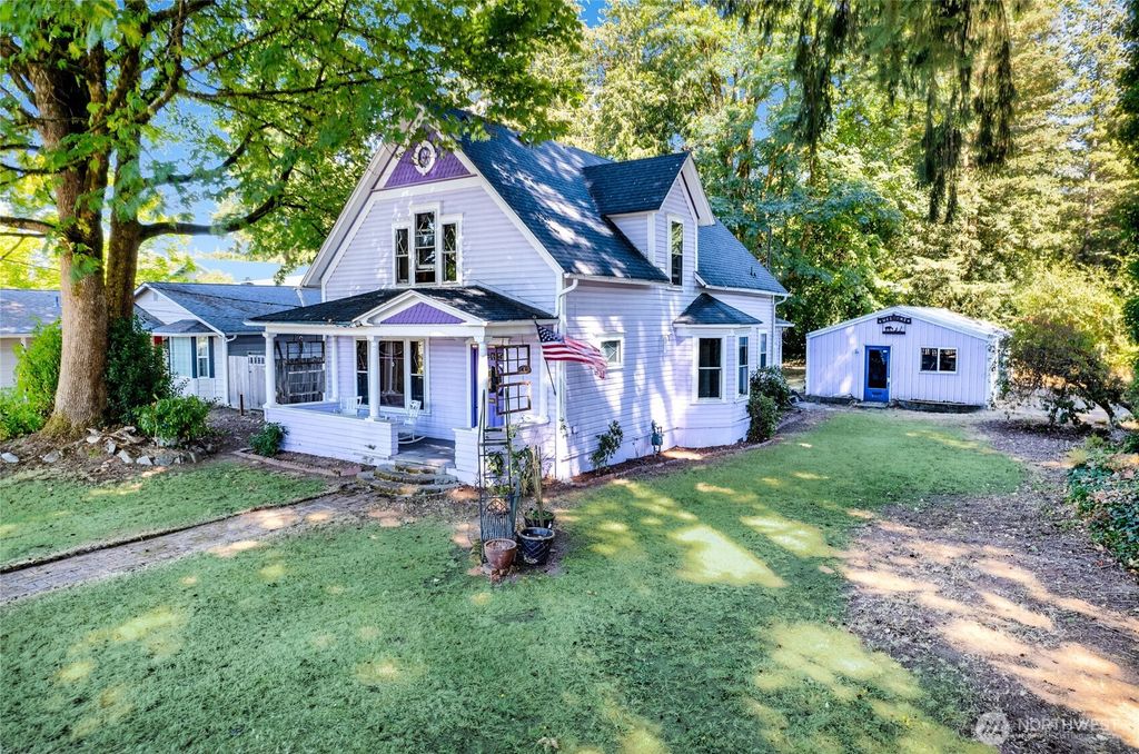 Photo of 411 S Lewis Street, Monroe, WA 98272 (MLS # 2419158)