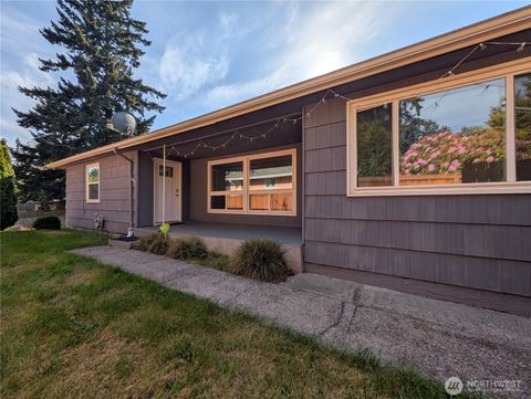 Photo of 19021 8th Avenue S, Burien, WA 98148 (MLS # 2516831)