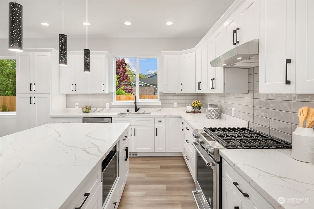 Photo of 2994 S Dakota Street, Seattle, WA 98108 (MLS # 2240480)