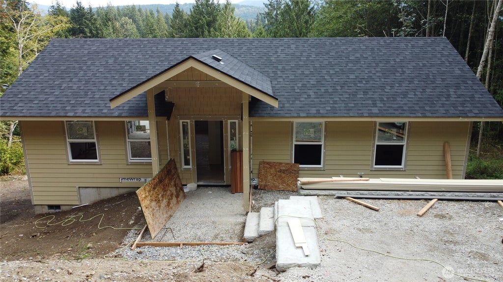 Photo of 392 W Alder Drive, Sedro Woolley, WA 98284 (MLS # 2575643)