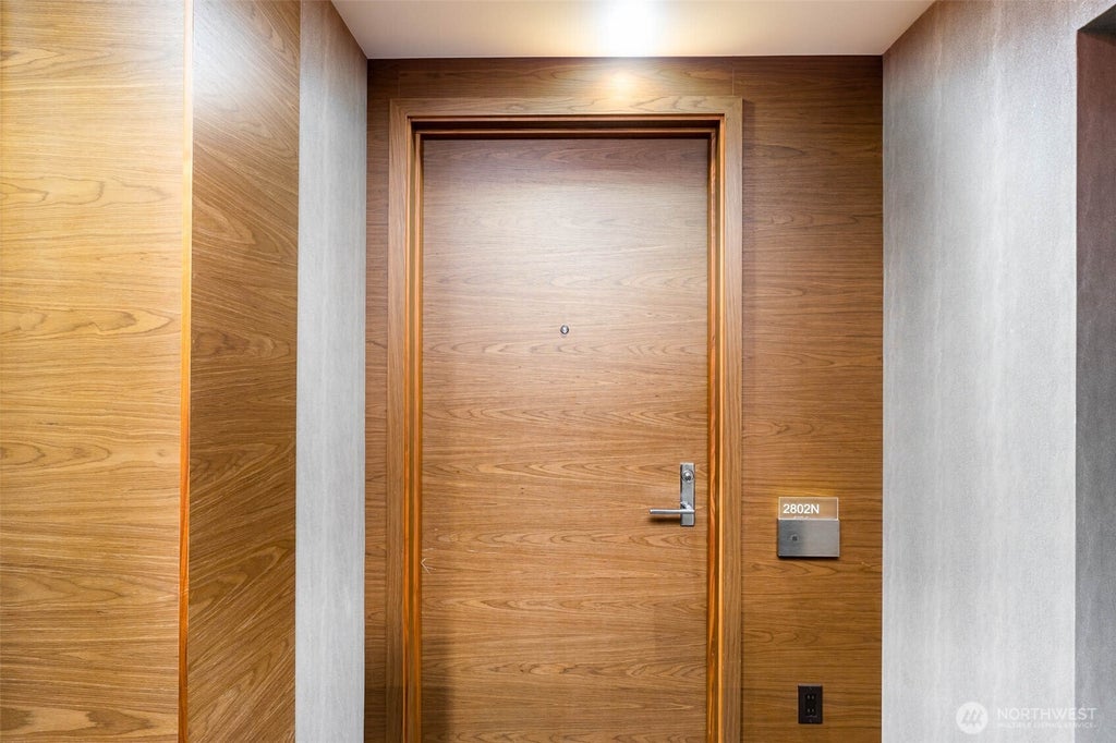 Photo of 583 Battery Street #2802, Seattle, WA 98112 (MLS # 2543972)
