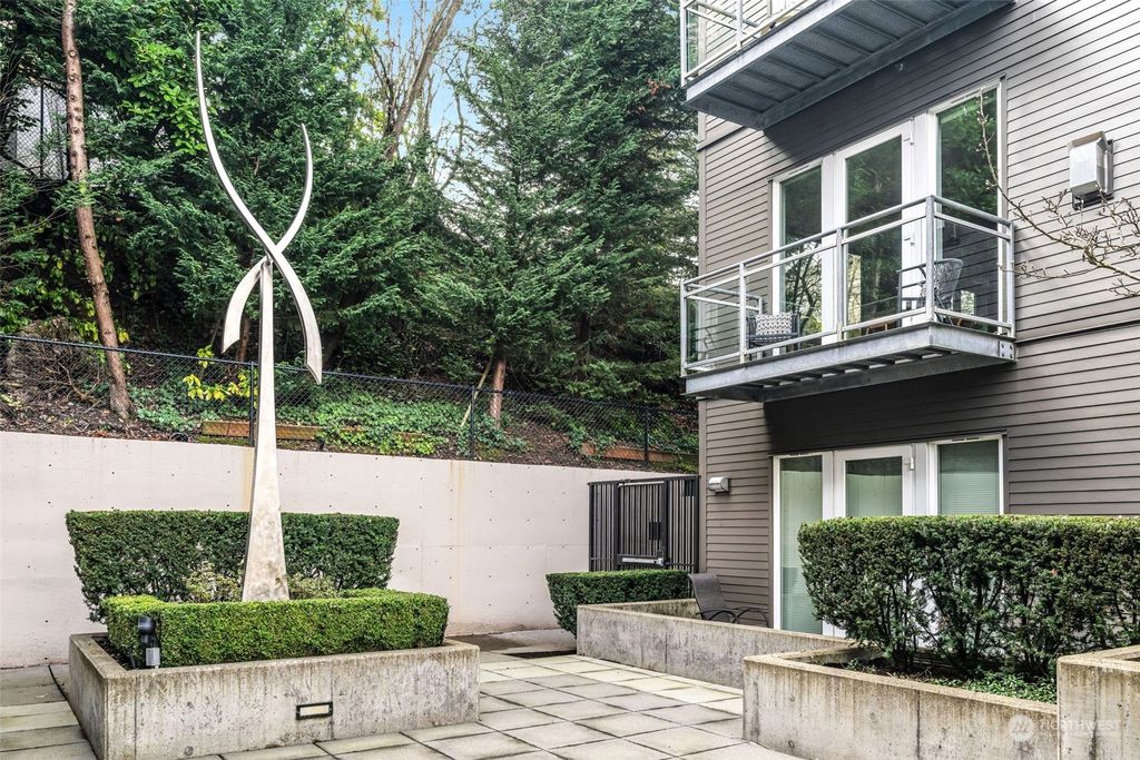 Photo of 375 Kirkland Avenue #225, Kirkland, WA 98033 (MLS # 2194303)