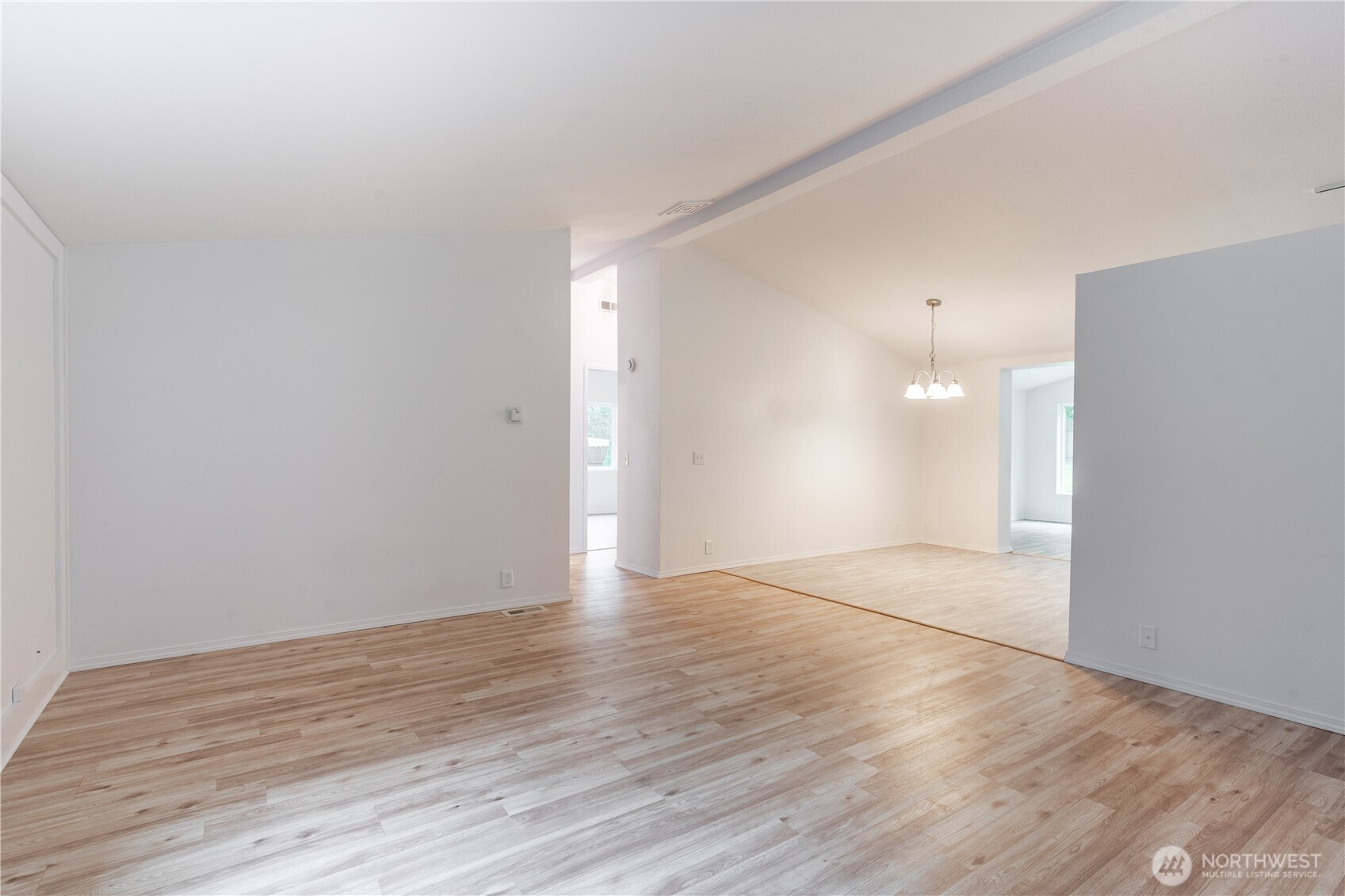 799 King Road