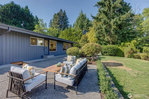 Photo of 2434 73rd Avenue SE, Mercer Island, WA 98040 (MLS # 2573908)