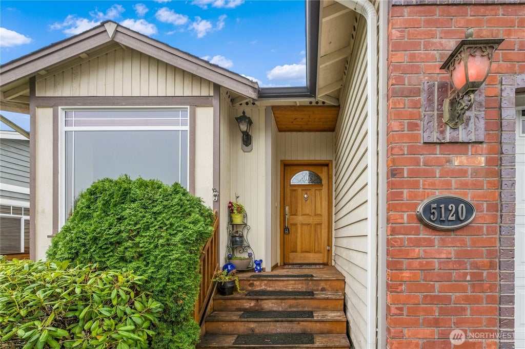Photo of 5120 115th Street SE, Everett, WA 98208 (MLS # 2577937)