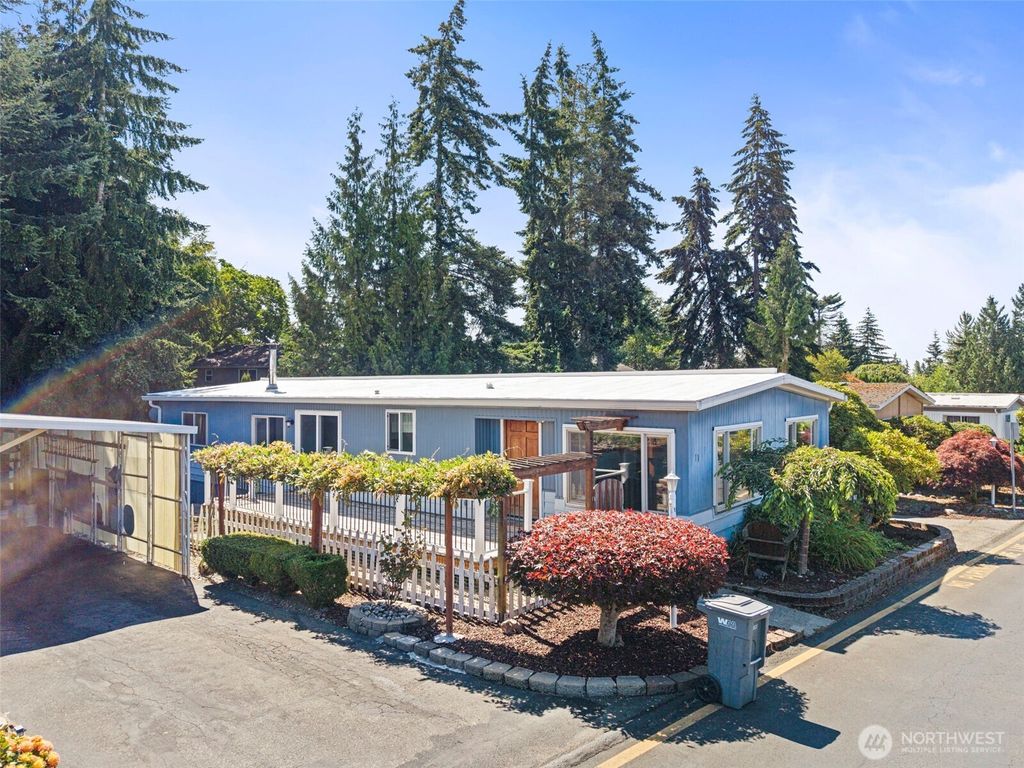 Photo of 3832 164th Street SW #19, Lynnwood, WA 98087 (MLS # 2556858)