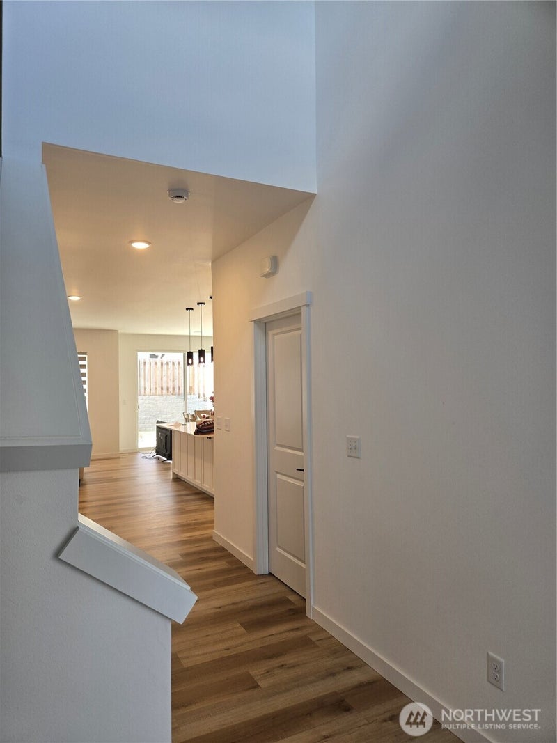 2859 Oleander Ln