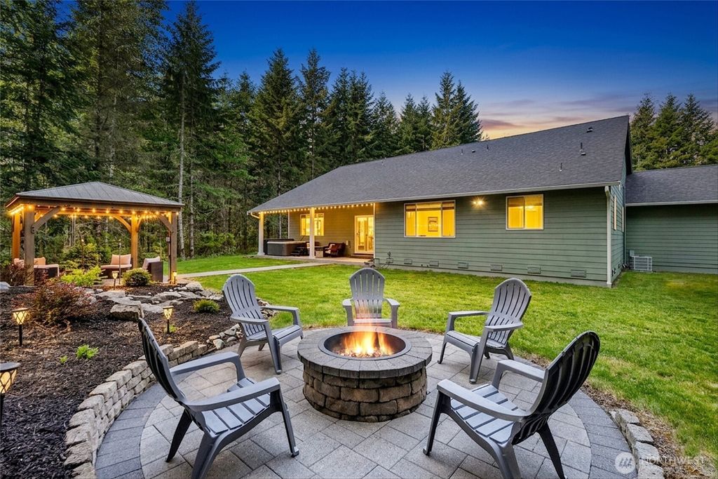 Photo of 27002 166th Street E, Buckley, WA 98321 (MLS # 2509799)