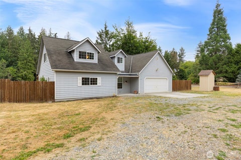 Photo of 91 Loafer Lane, Port Angeles, WA 98362 (MLS # 2547171)