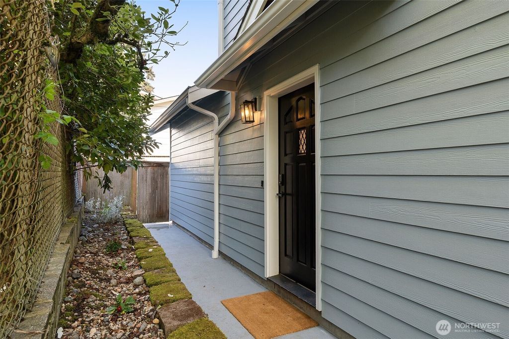 Photo of 4118 20th Avenue SW, Seattle, WA 98106 (MLS # 2366536)