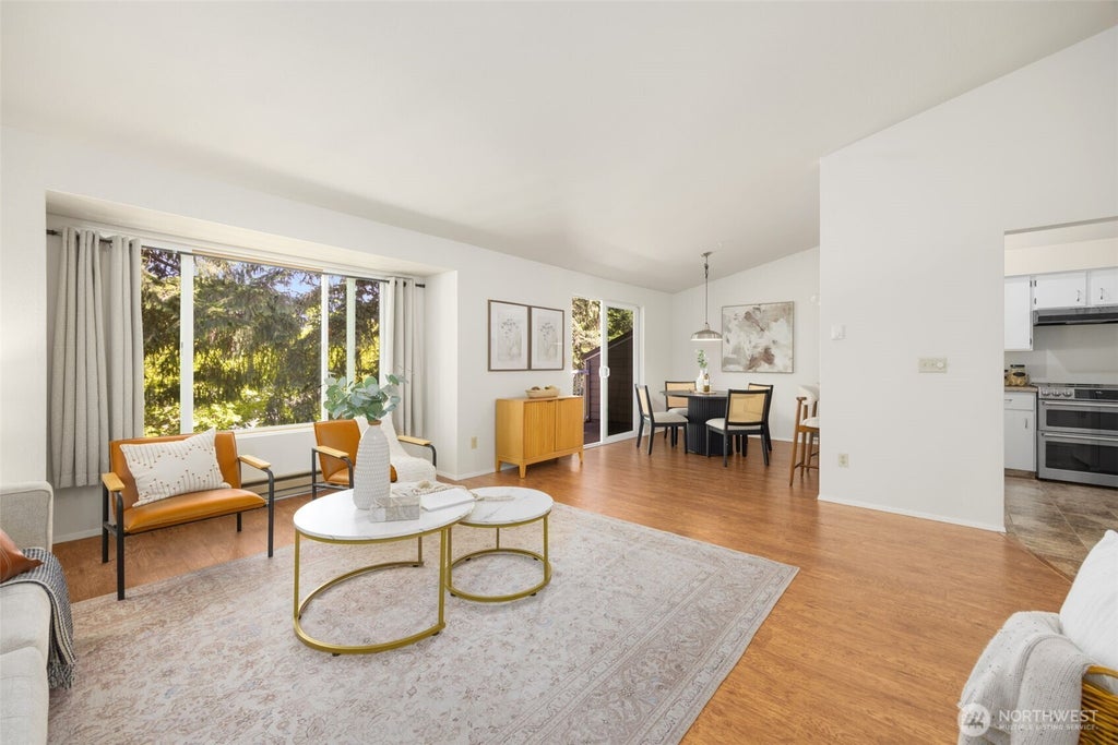 Photo of 204 Mountain Park Boulevard SW #C302, Issaquah, WA 98027 (MLS # 2544016)
