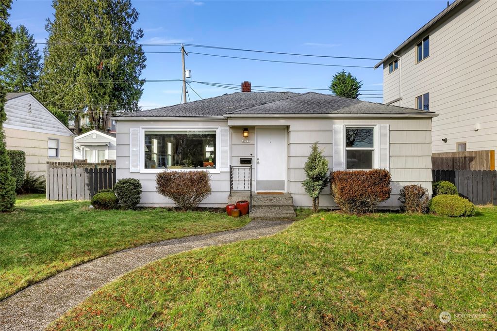Photo of 4027 51st Avenue SW, Seattle, WA 98116 (MLS # 2198612)