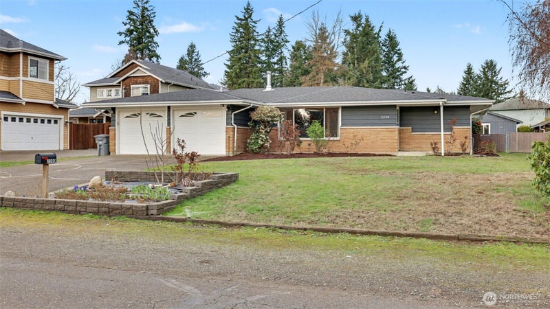 2200 NE 12th
