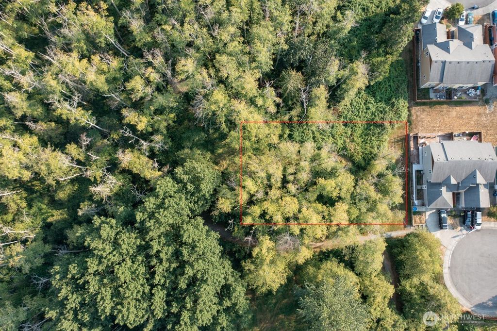 Photo of 2009 18th Street, Anacortes, WA 98221 (MLS # 2482245)