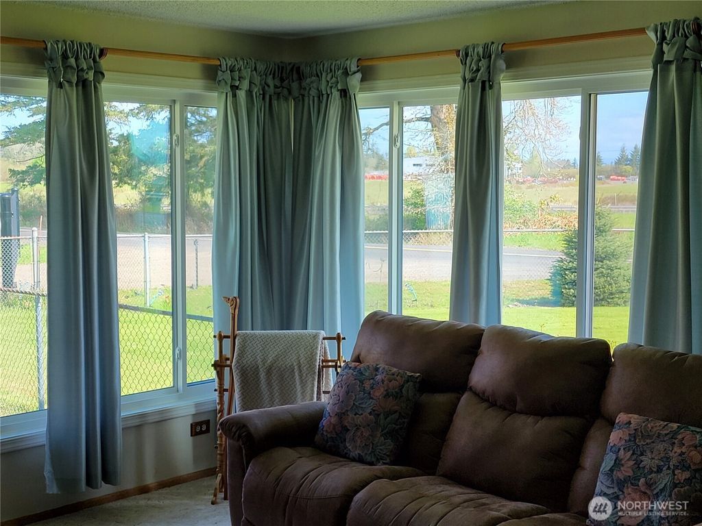 listing image 9360253411080367986