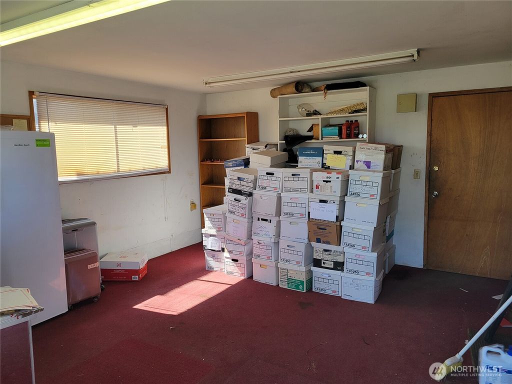 listing image 9367778658665963469